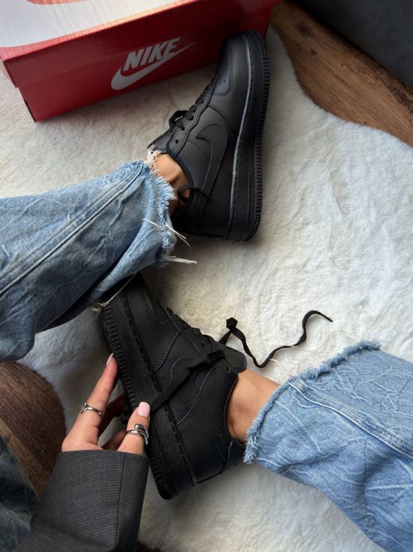Air Force 1 Low  Black Premium 36