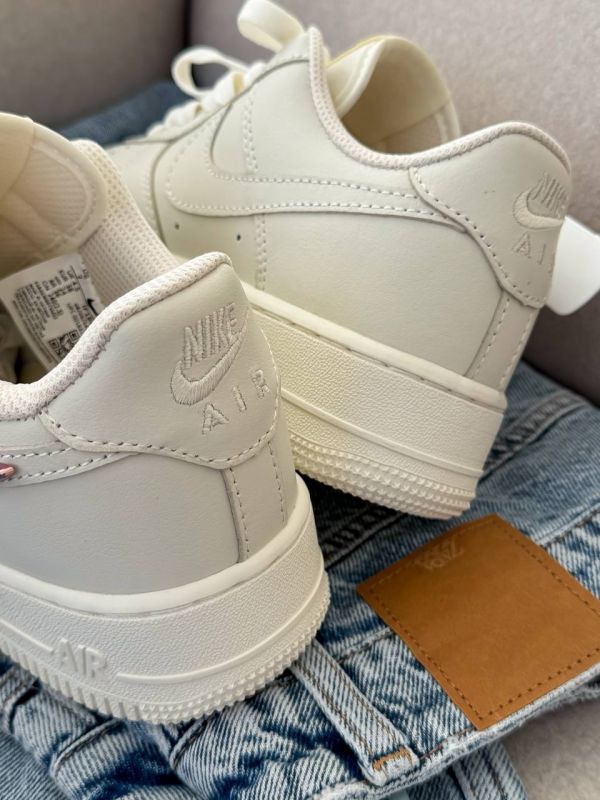 Air Force 1 Molten Pink 37