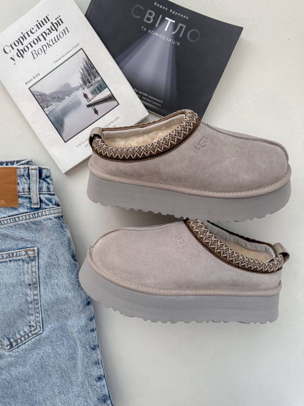 Tasman Platform Light Grey 37