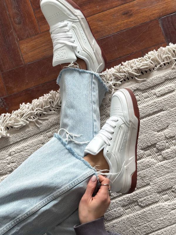 Hylane White/Gum 36