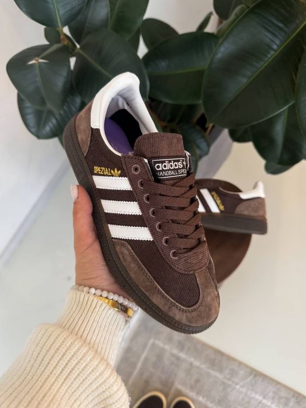 Spezial Shadow Brown 37