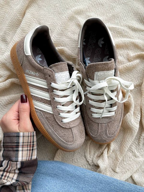 Spezial Light Brown 41