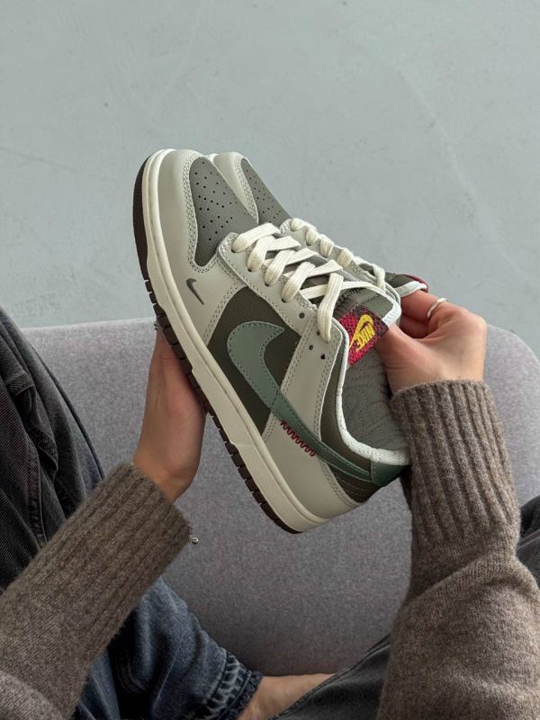 Dunk Low " Year of the Snake @