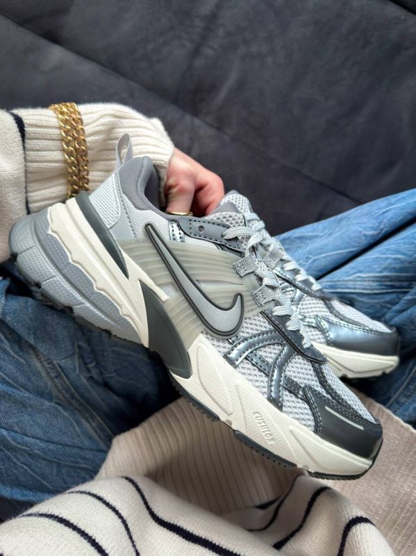 V2k  Runtekk  Pur Platinum Wolf Grey 36
