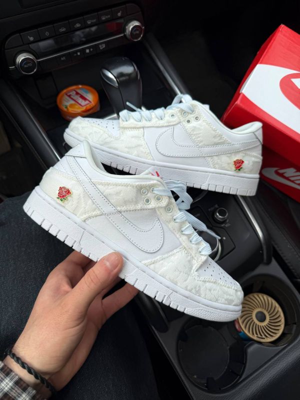 Dunk Give Her Flowers 41