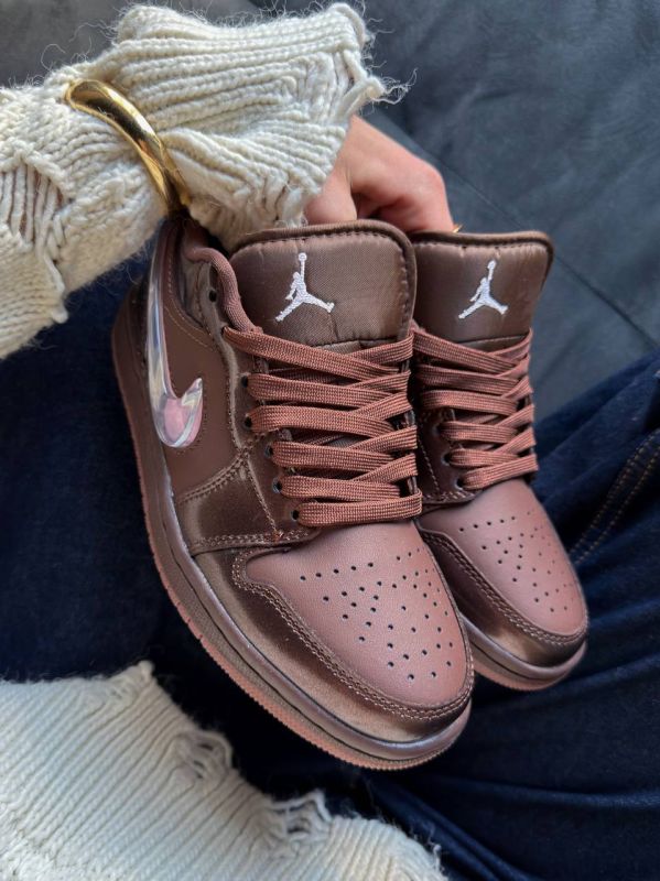 Dunk Low Light Chocolate 36