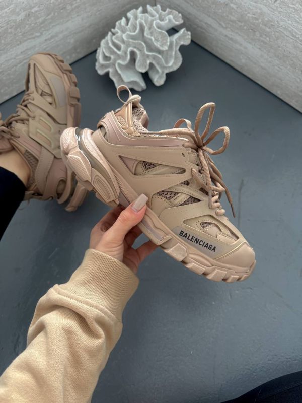 Balenciaga Track Beige 39
