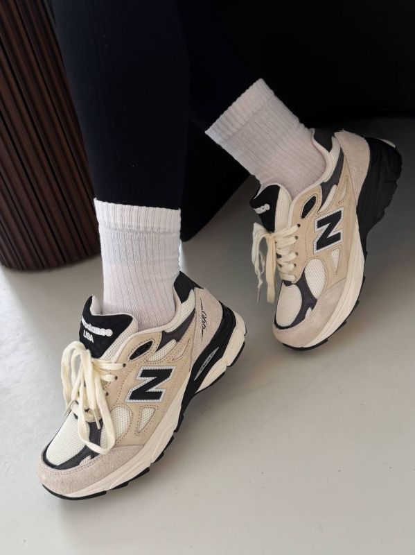 New Balance 990 Beige/Black 38