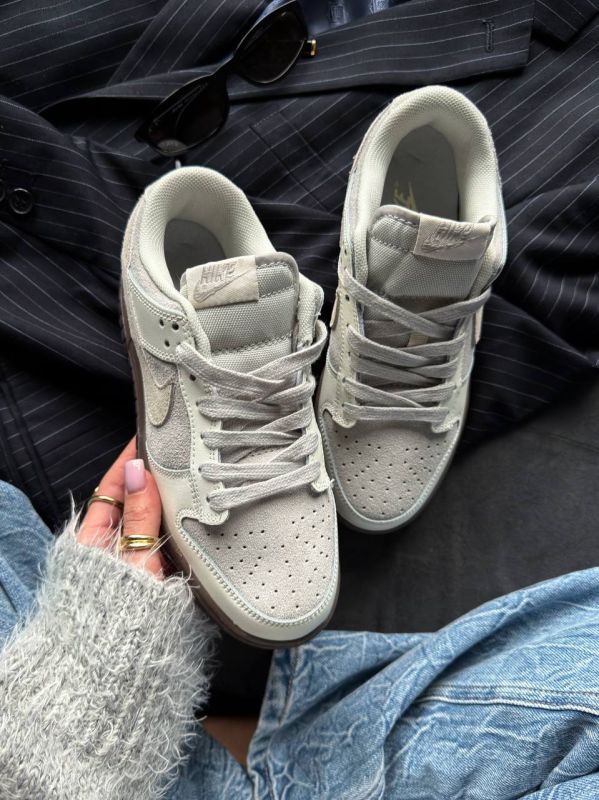 SB Dunk Low Ironstone 39