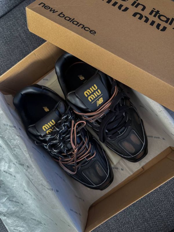 NB x Miu Miu Black/Brown 36