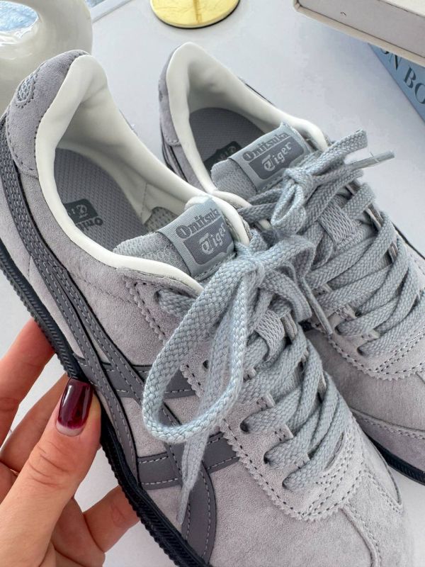Onitsuka Tiger "Token " Grey 38