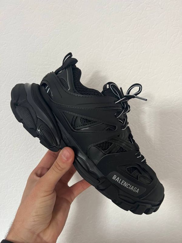 Balenciaga Track Black 39