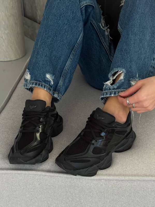 9060 Black 36