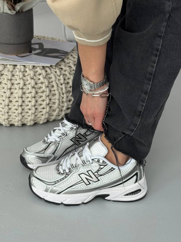 740 V2 White/Silver/Black 37