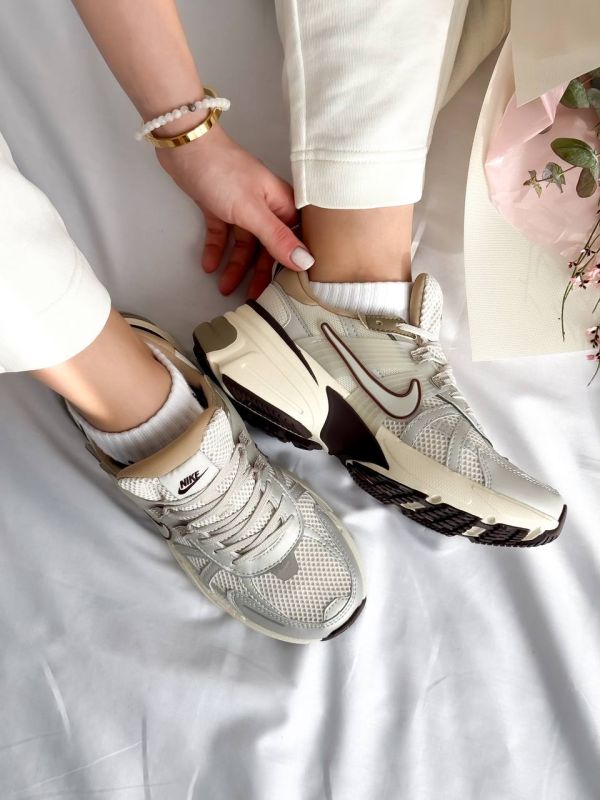 V2K Runtekk Brown Light Bone