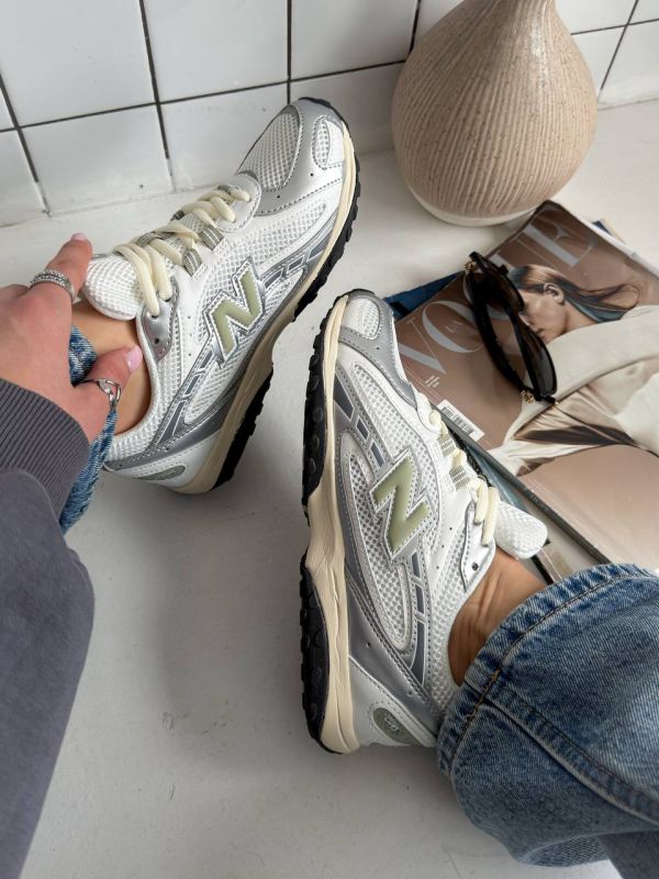 204L White/Metallic/Beige 36
