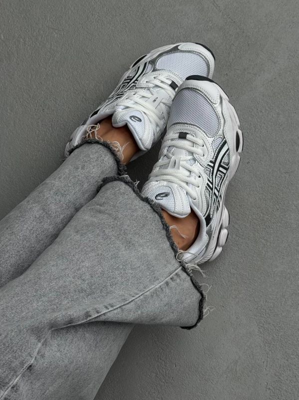 Gel NYC White/ Grey 36