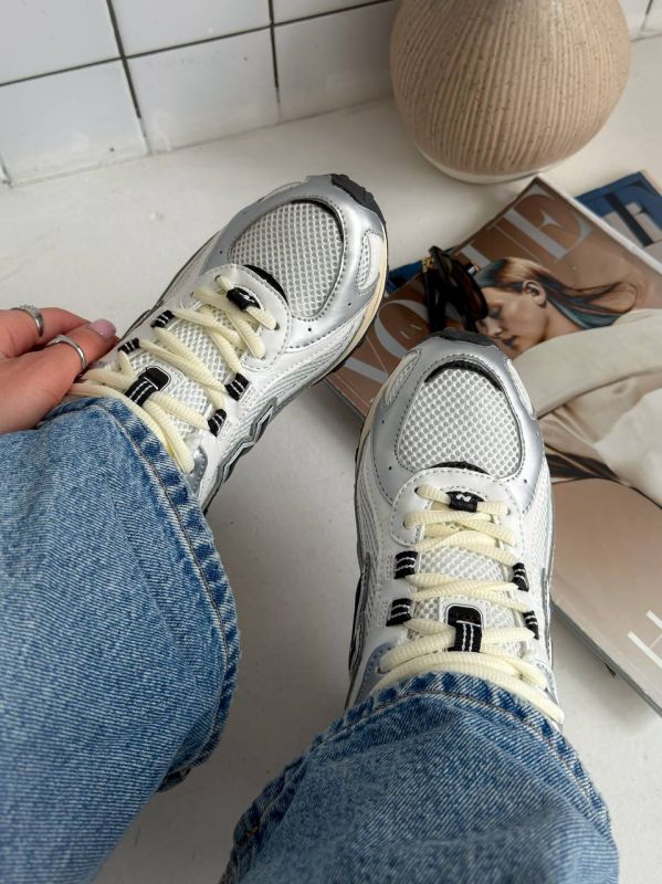 204L White/Metallic/Black 36