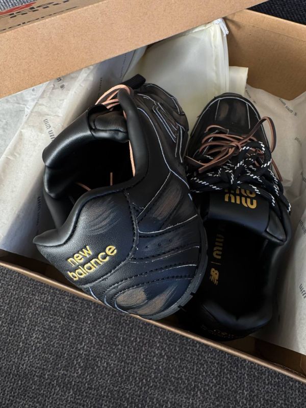 NB x Miu Miu Black/Brown 36