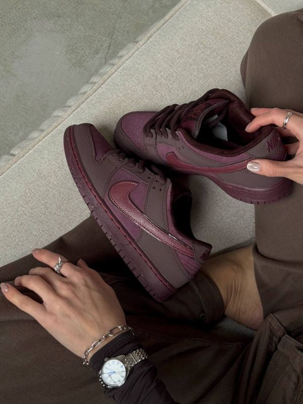 Dunk Low  Burgundy 36