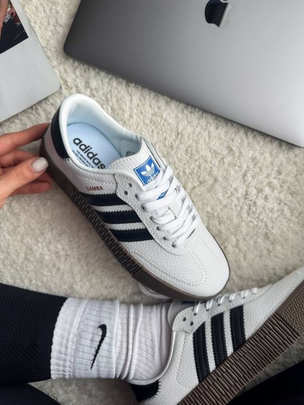 Samba White/Black