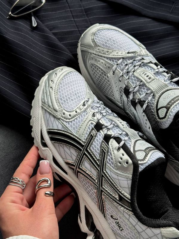 Gel Nimbus 10.1 Silver/Black 36