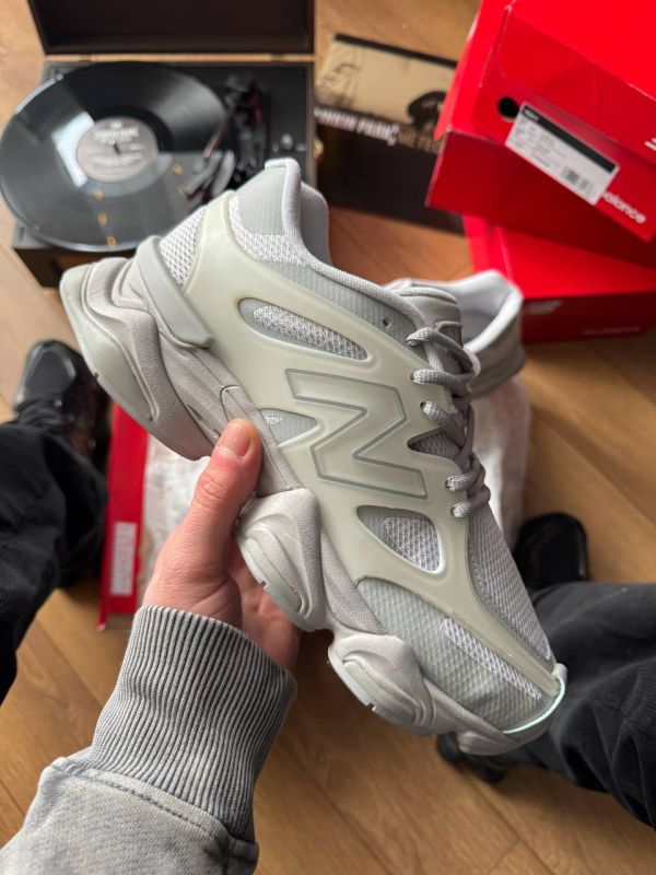 9060 Grey 36