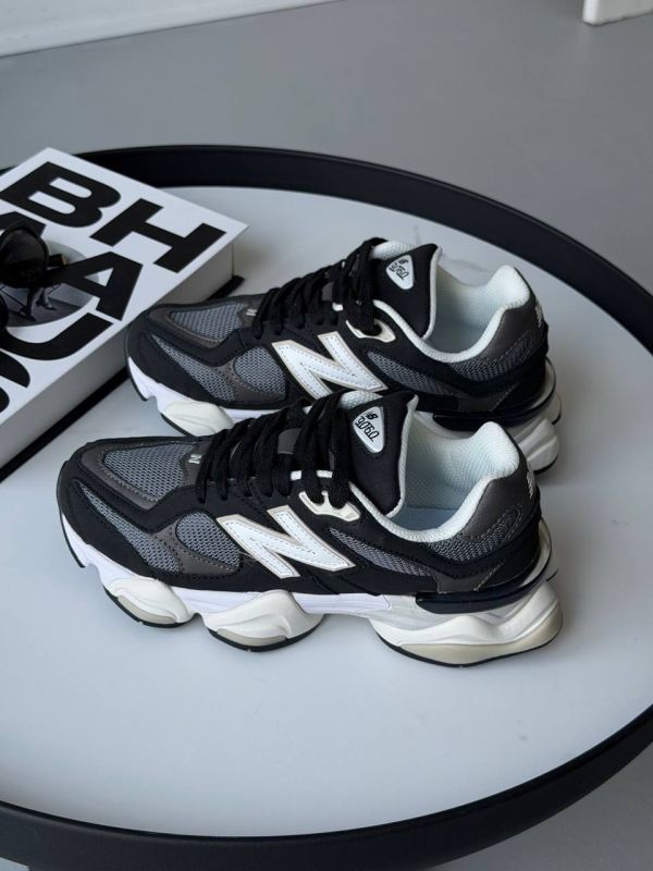9060 Black/White 36