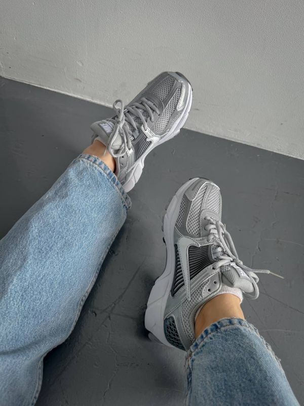 Zoom Vomero 5 Silver 37