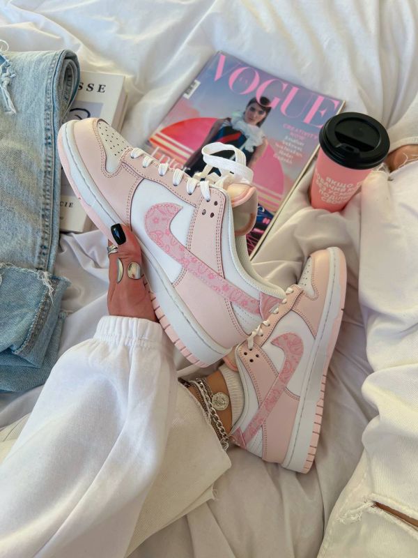SB Dunk Pink 40