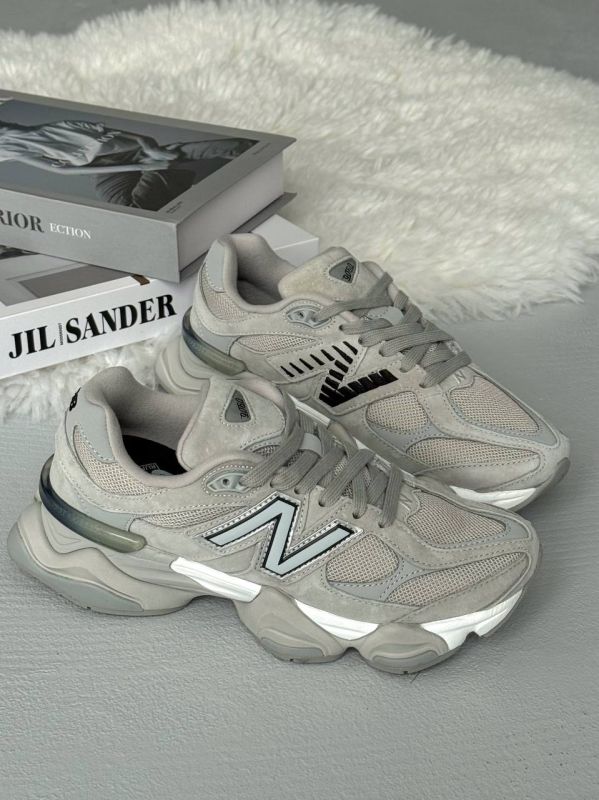 9060 Light Grey 38