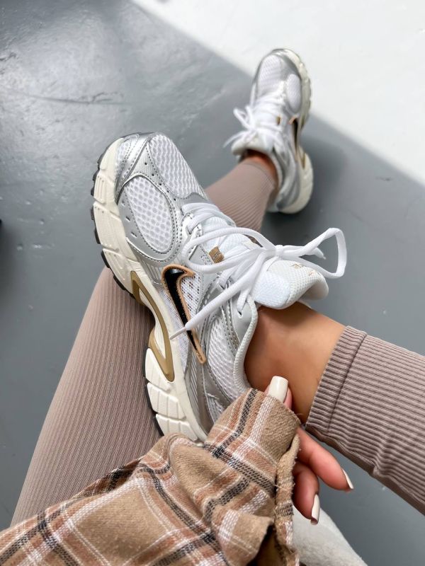 Zoom Vomero 5 RNR Silver/Gold 36