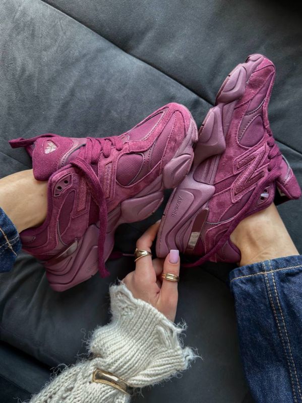 9060 Burgundy 36