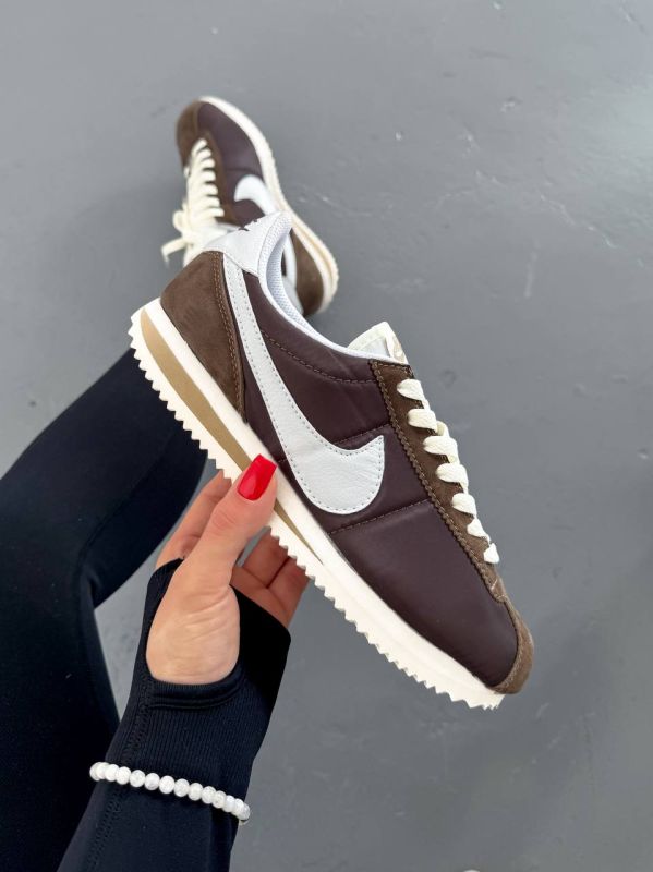Cortez Brown 38