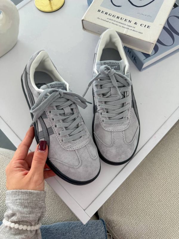 Onitsuka Tiger "Token " Grey 38