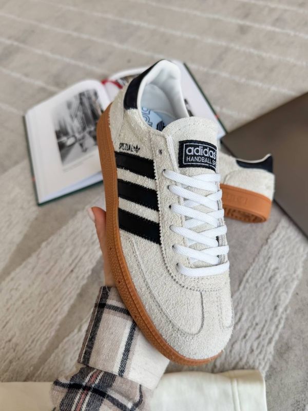 Spezial Beige 37