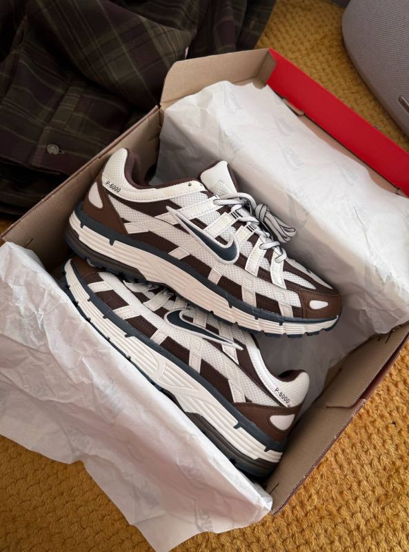 P-6000 White/Brown 40