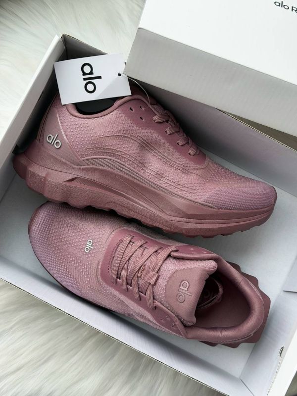 Alo Yoga Runner Pink 36