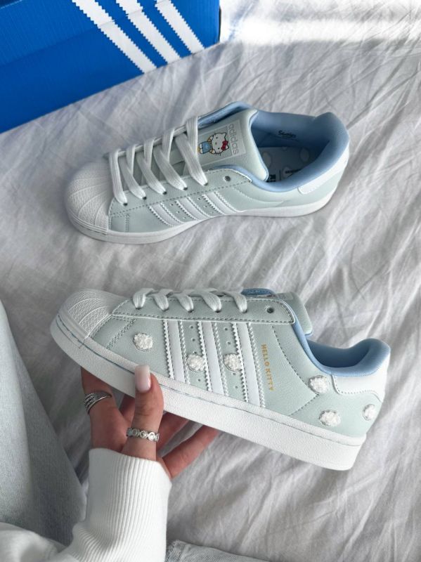Superstar Hello Kitty 36