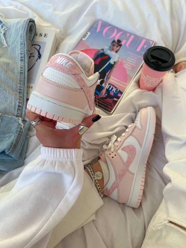 SB Dunk Pink 40