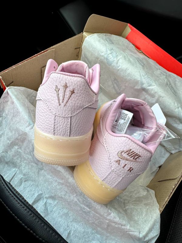 AF Nocta D. Pink 37