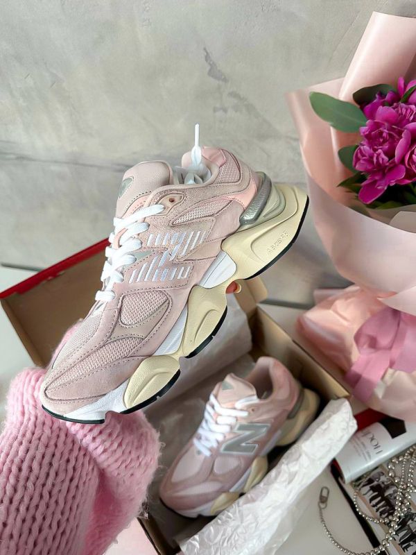 9060 White Pink 37