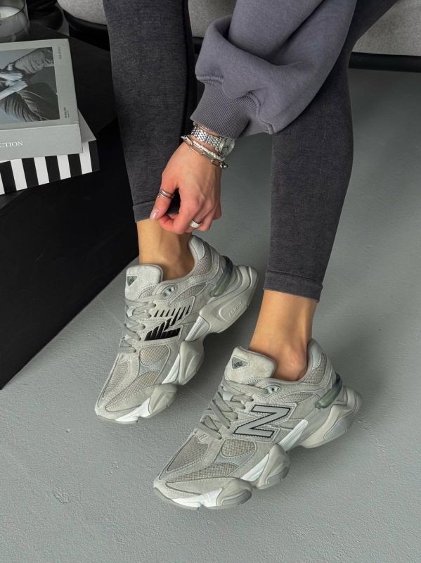 9060 Light Grey 38