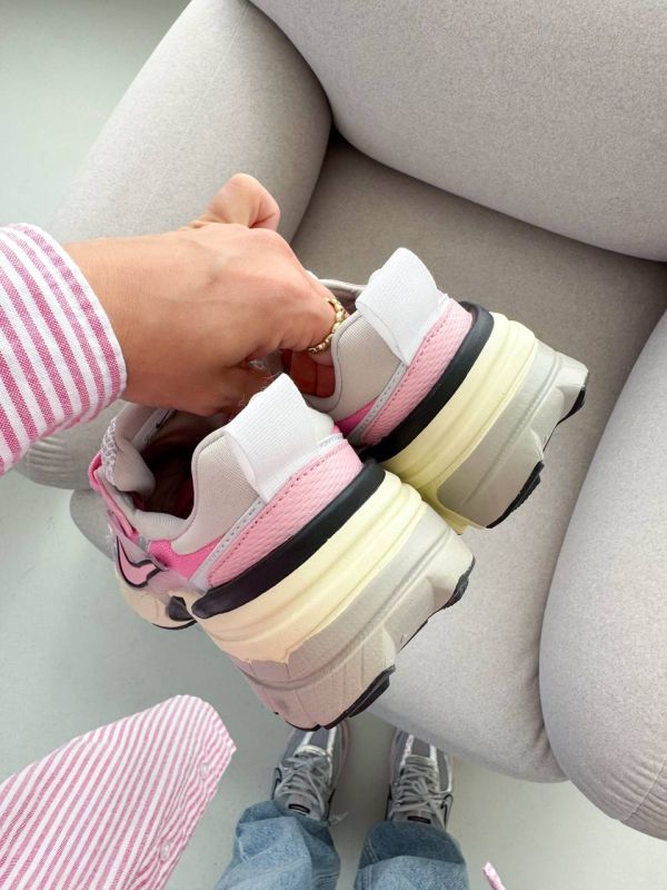 V2K Runtekk Pink 38
