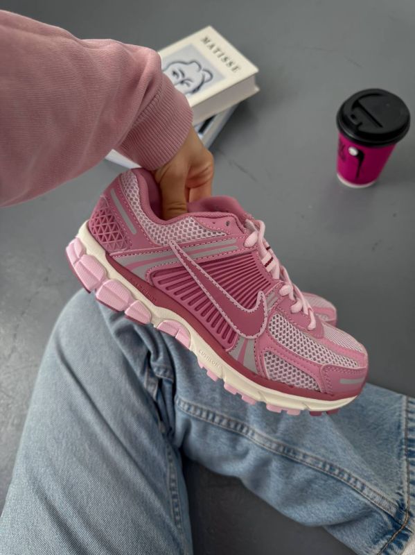 Zoom Vomero 5 Pink 37