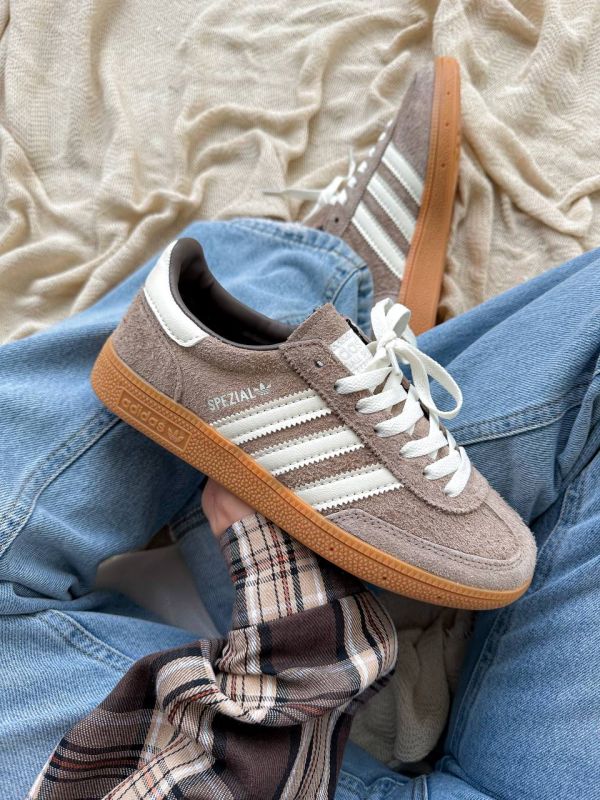 Spezial Light Brown 41
