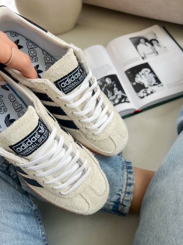 Spezial Beige 37