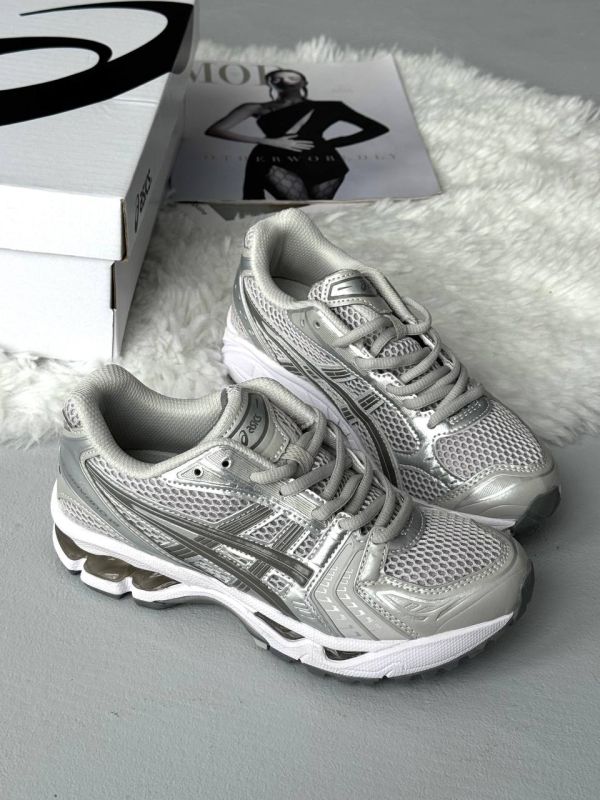 Gel-Kayano 14 “Cloud Grey” 38