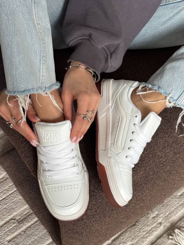 Hylane White/Gum 36