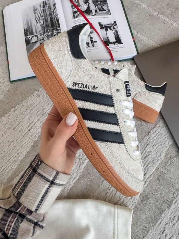 Spezial Beige 37